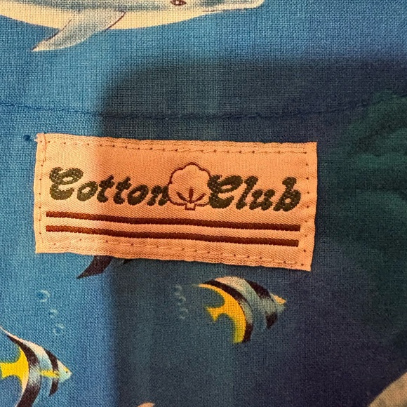 Dolphin Scrub Top - Picture 3 of 6